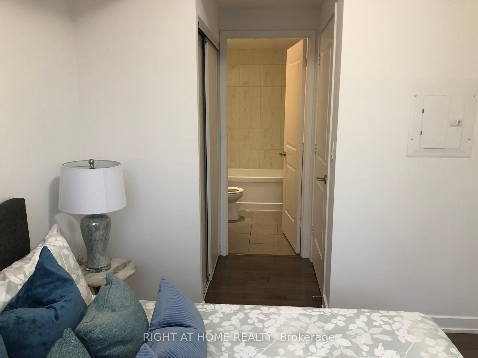 1 The Esplanade, #1108