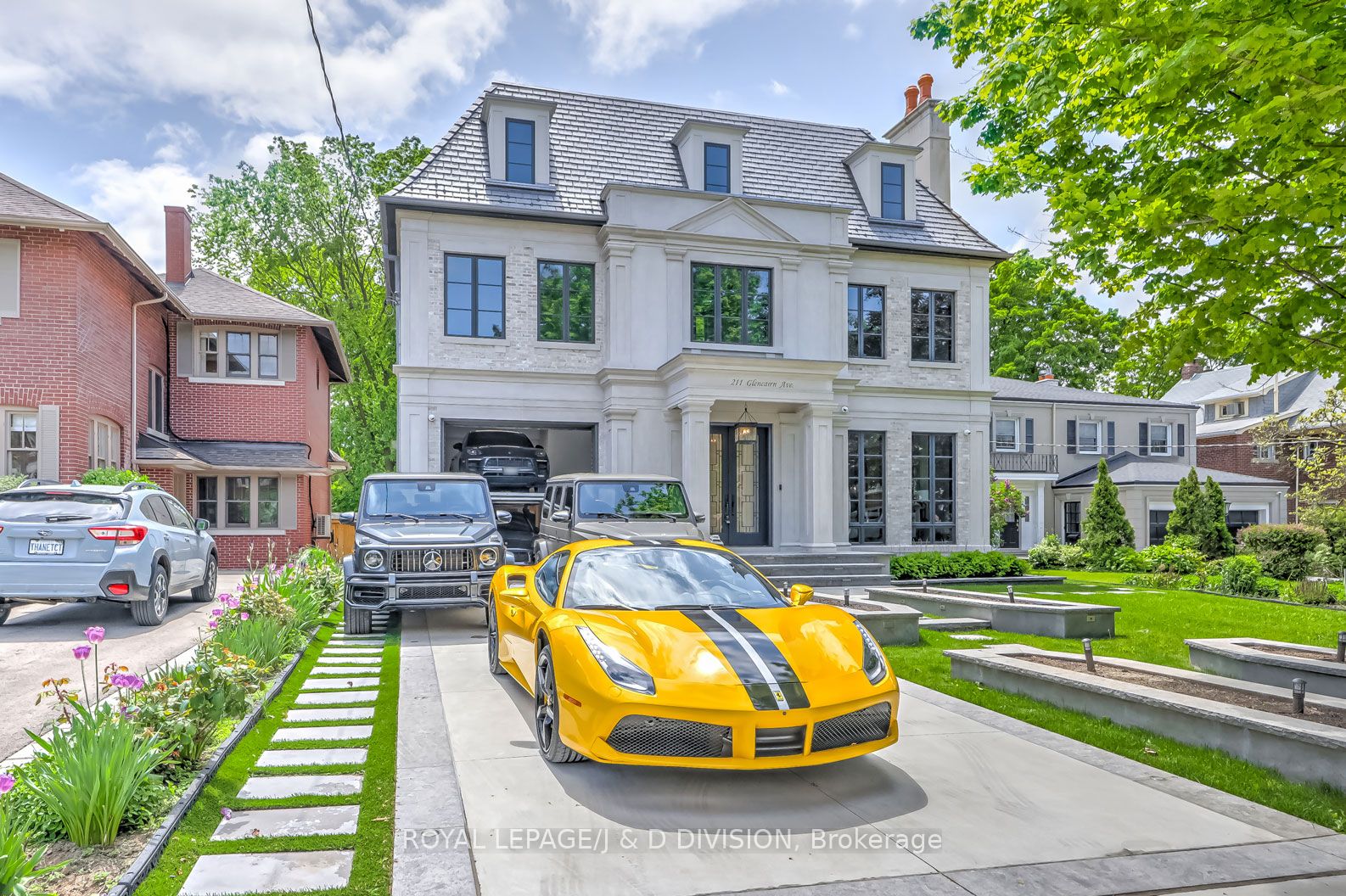 211 Glencairn Ave