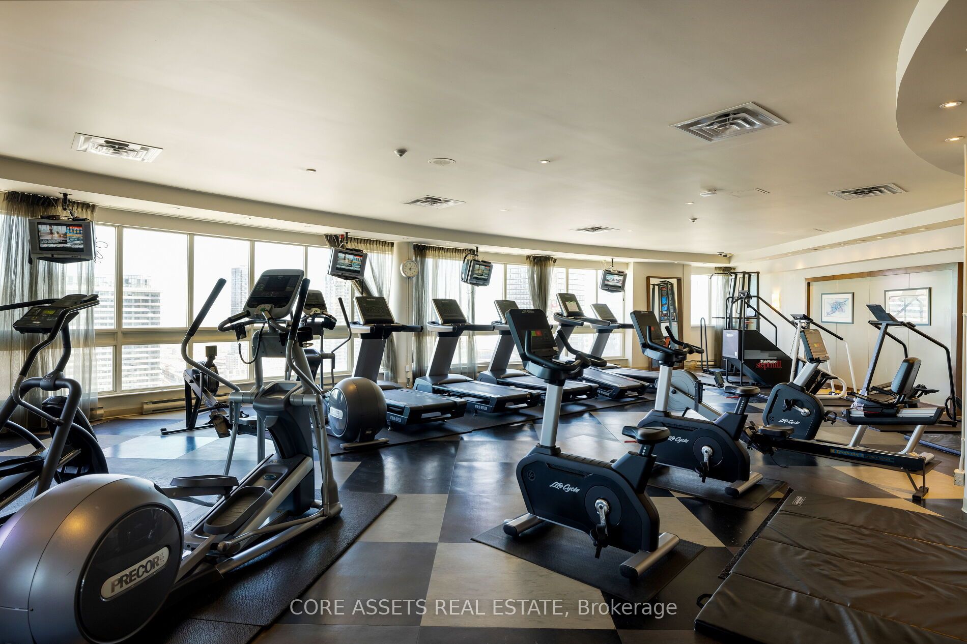 25 The Esplanade, #1706
