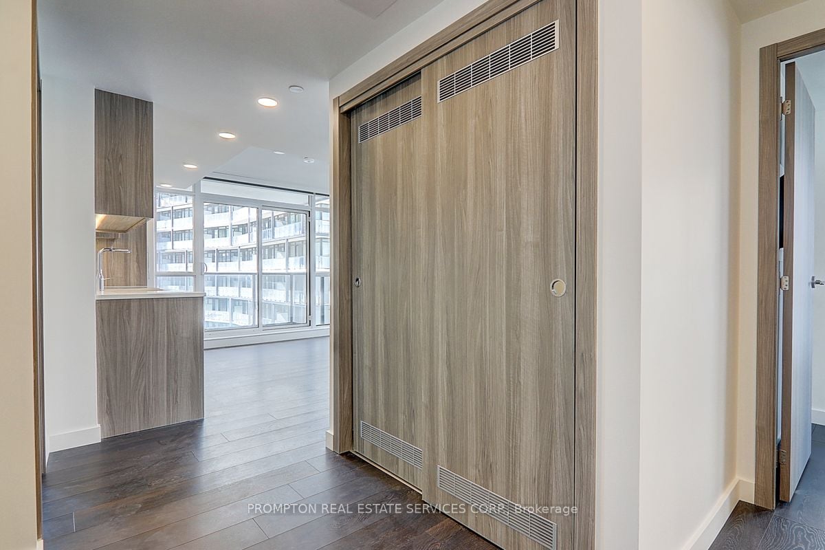 38 Widmer St, #1511