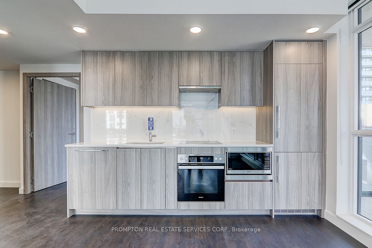 38 Widmer St, #1511