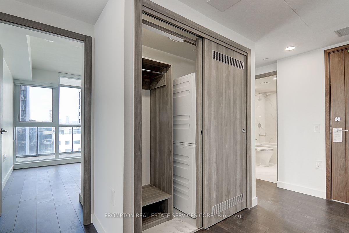 38 Widmer St, #1511