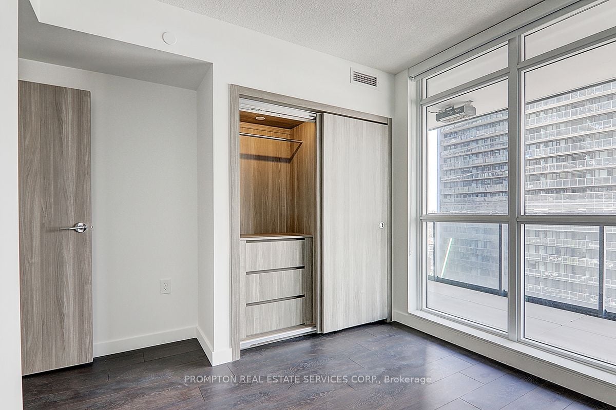 38 Widmer St, #1511