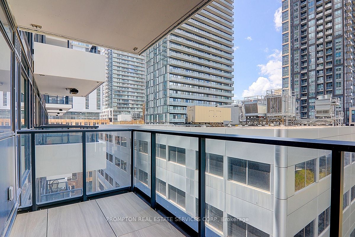 38 Widmer St, #1511