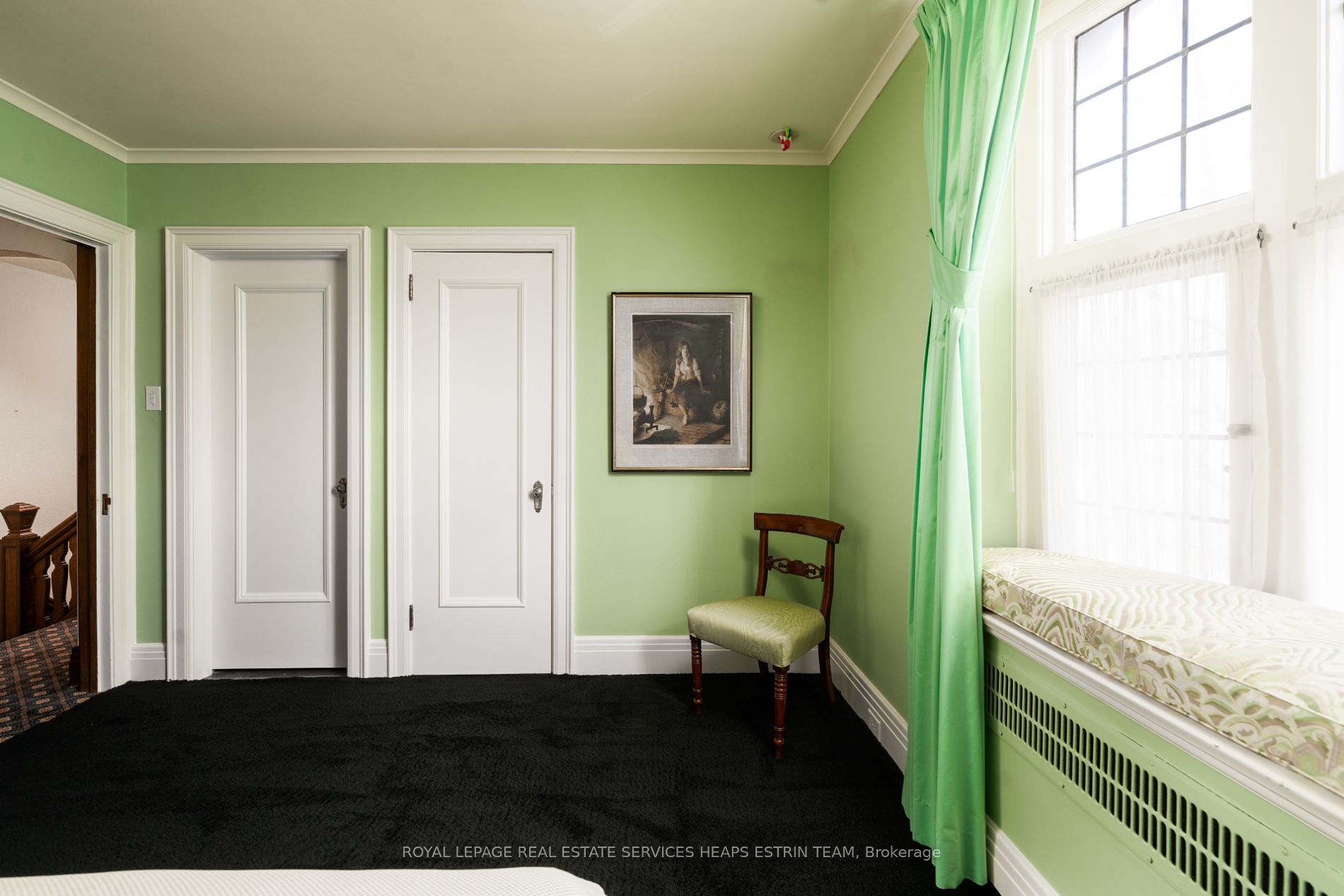 23 Dewbourne Ave
