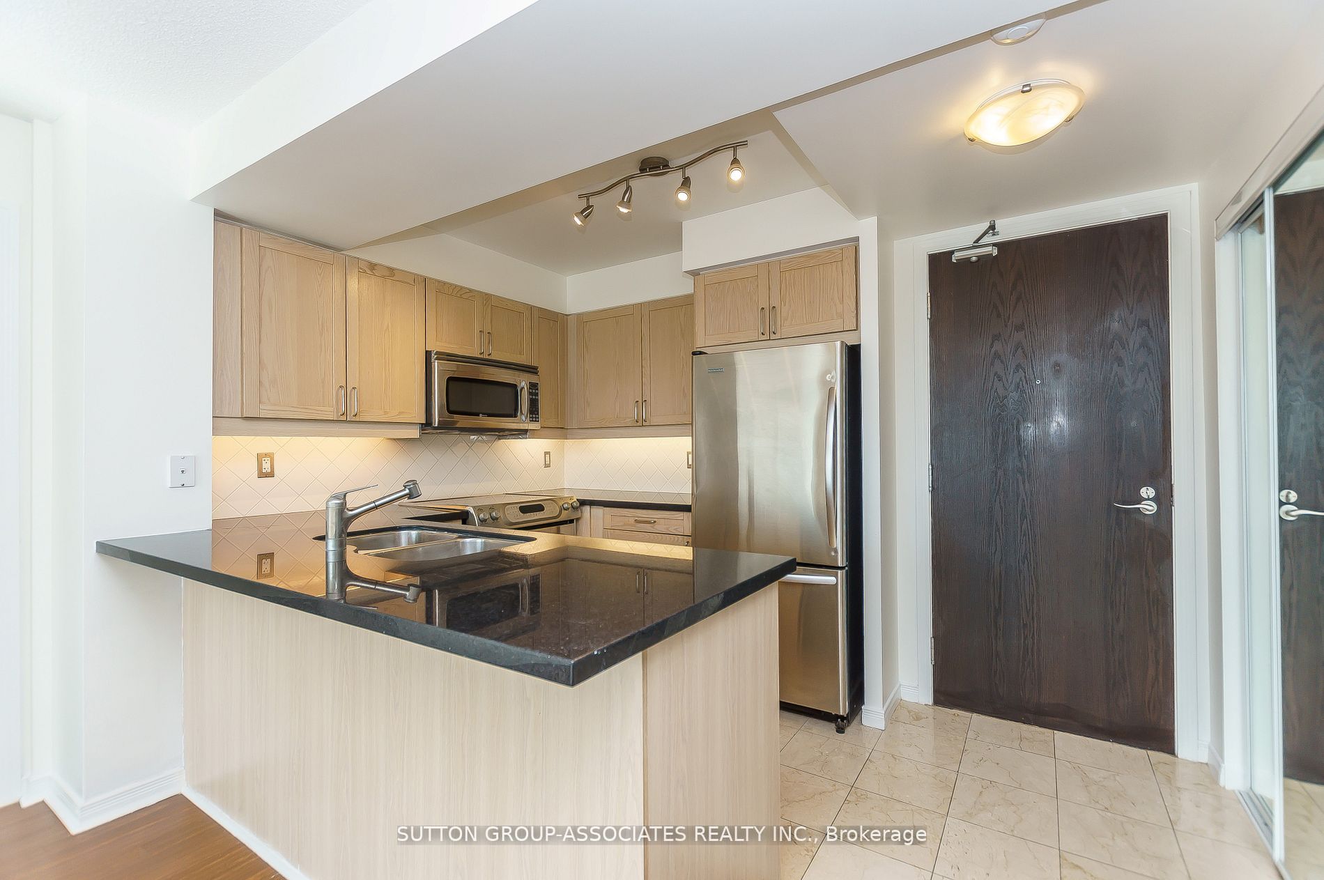 205 The Donway W, #506