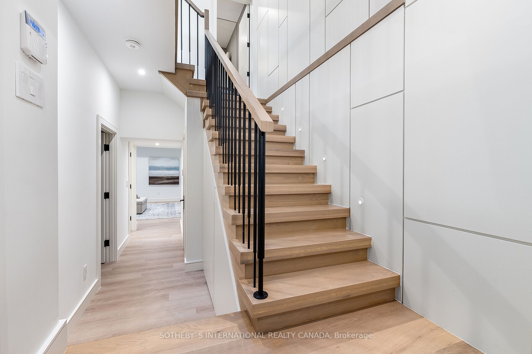 272 Cranbrooke Avenue