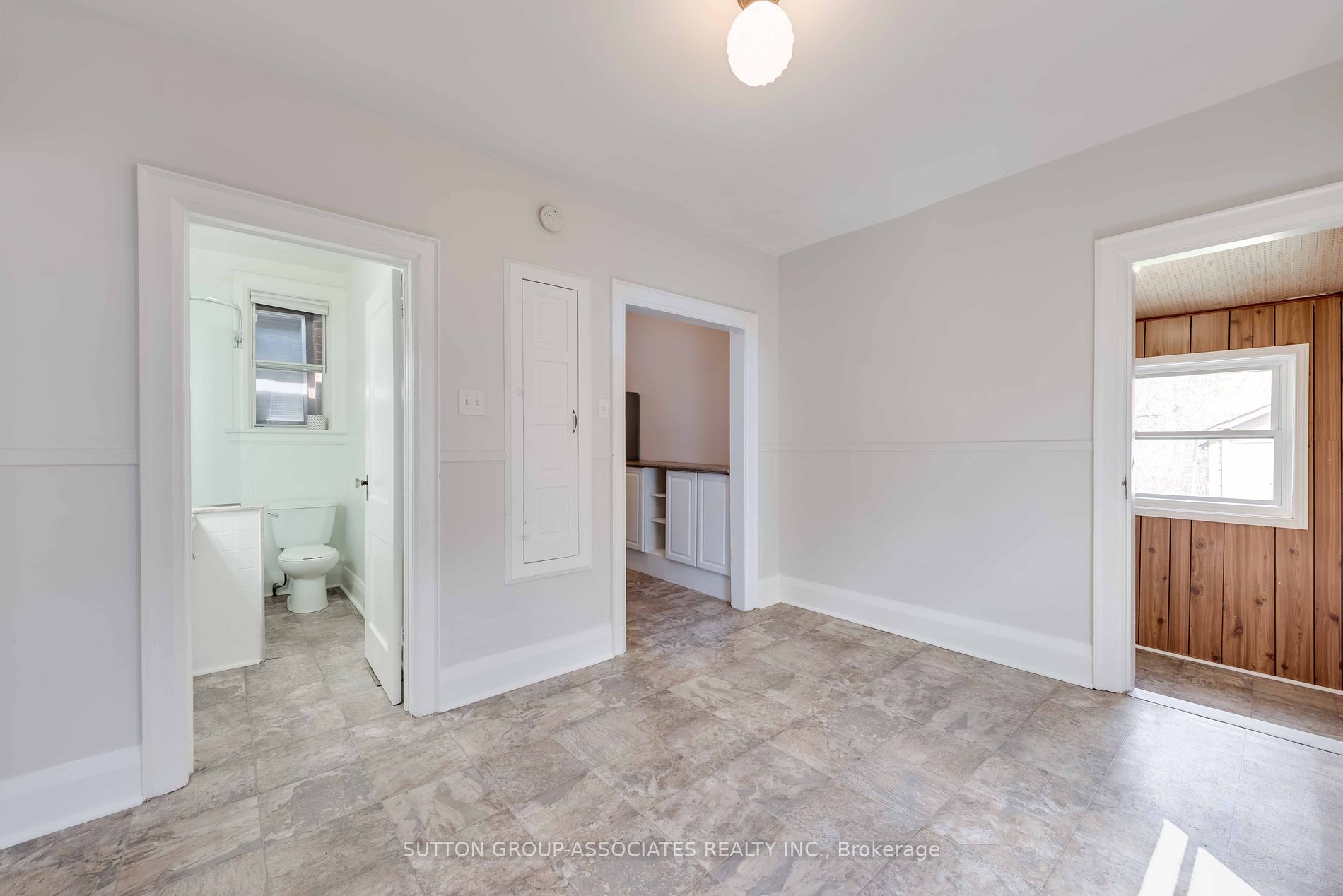 107 Alameda Avenue