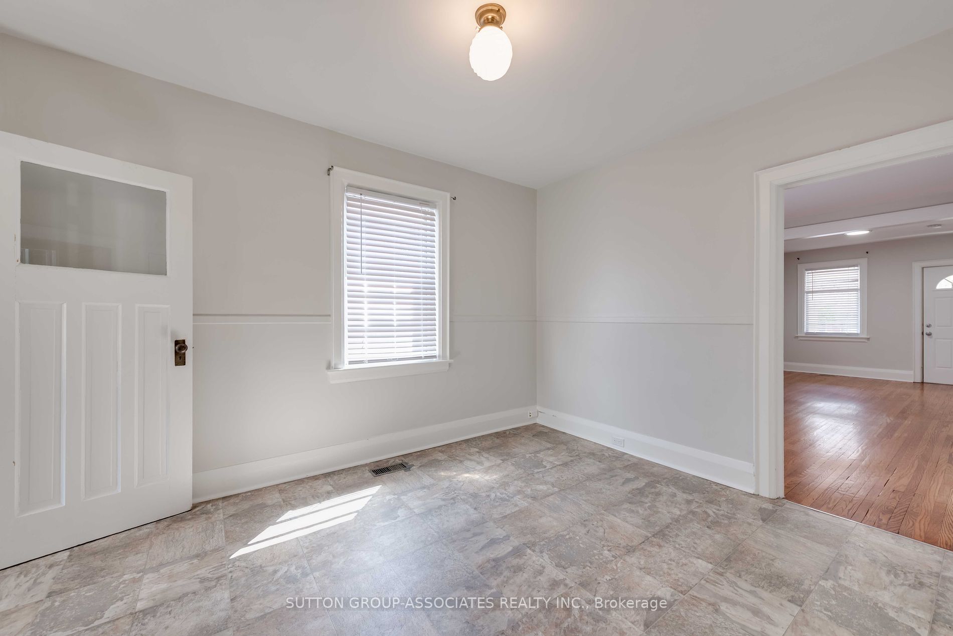 107 Alameda Avenue