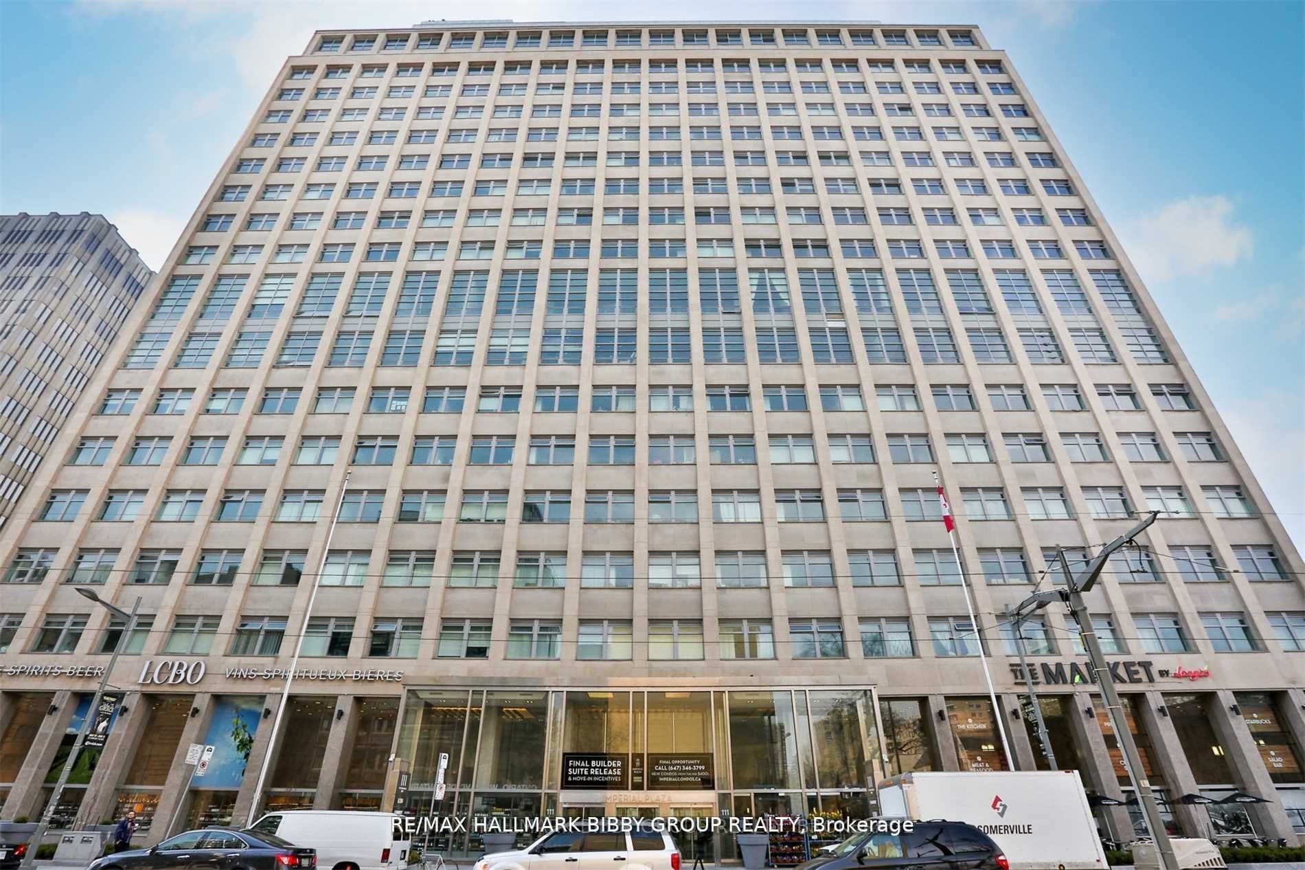 111 St Clair Ave W, #819
