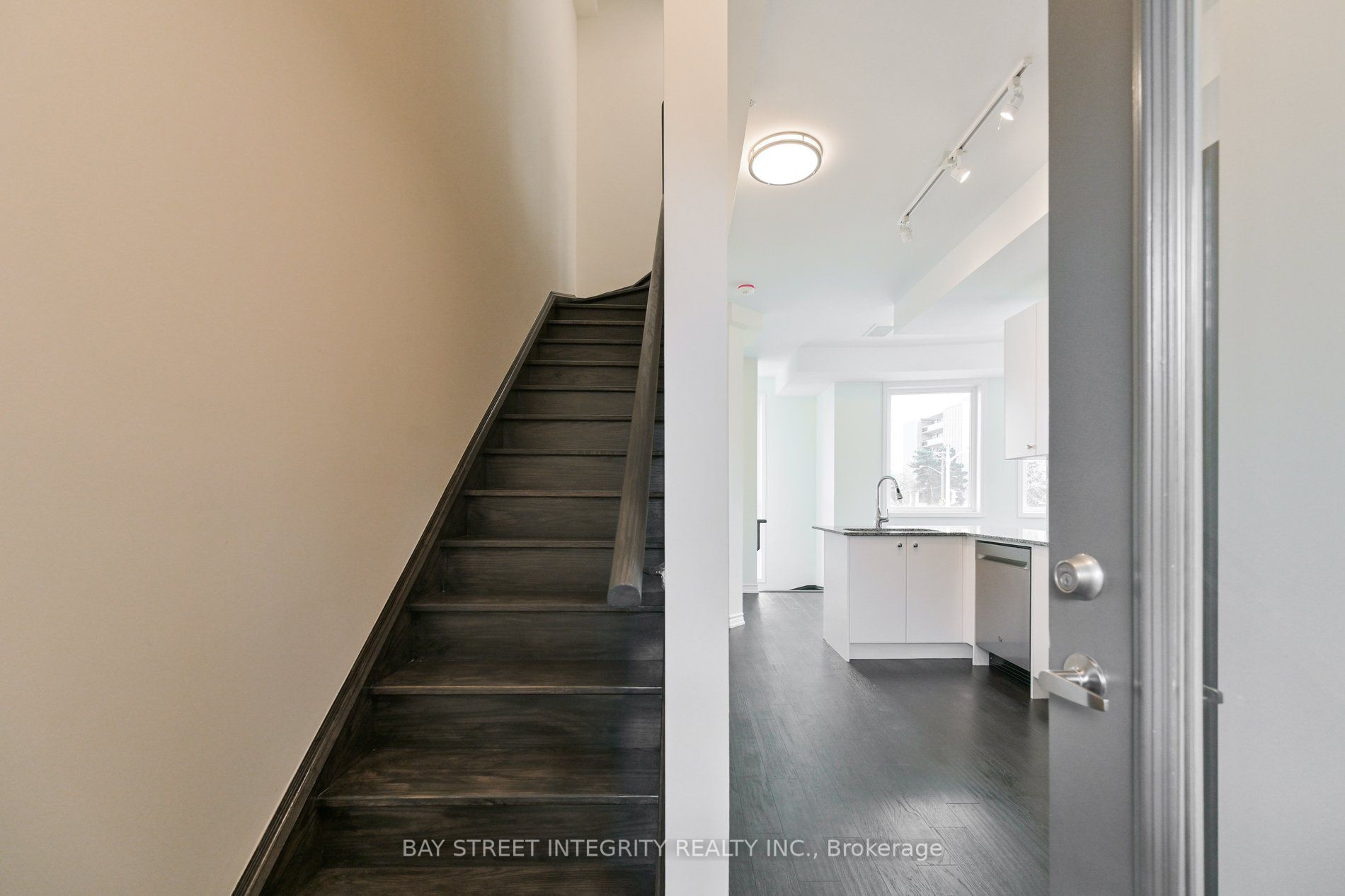 1966 Victoria Park Ave, #66