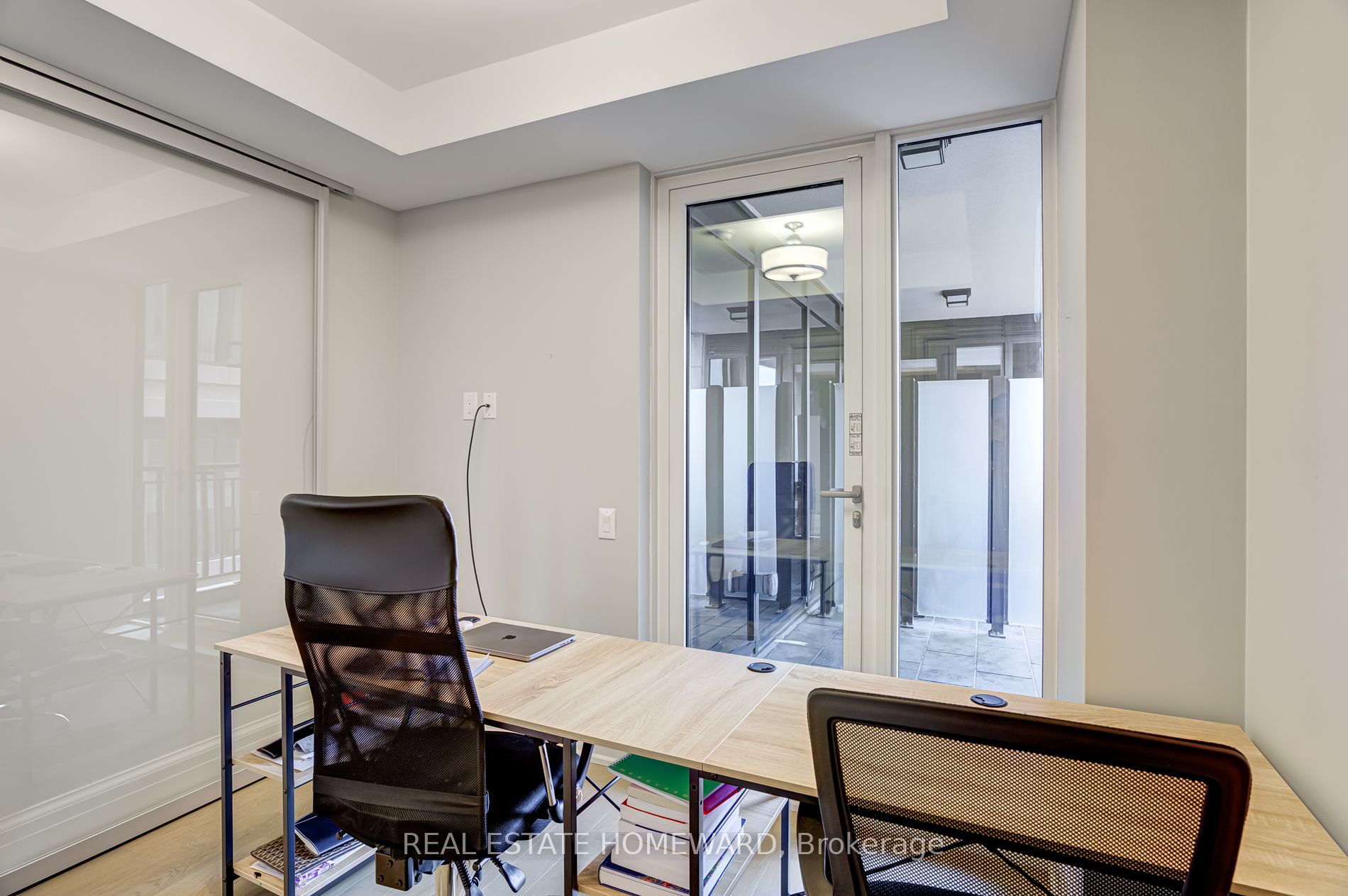 181 Davenport Rd, #302