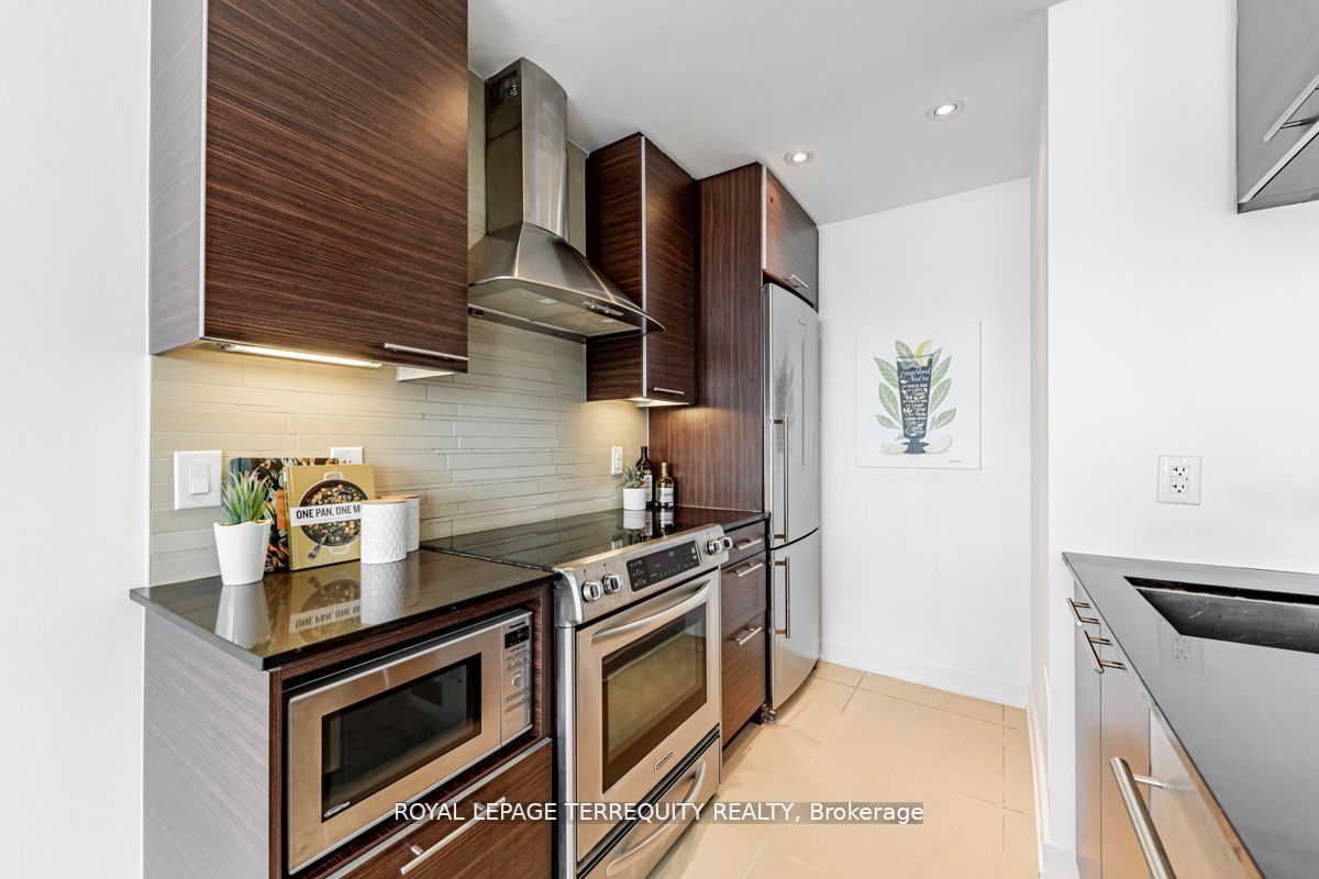1 Market Street, #1410