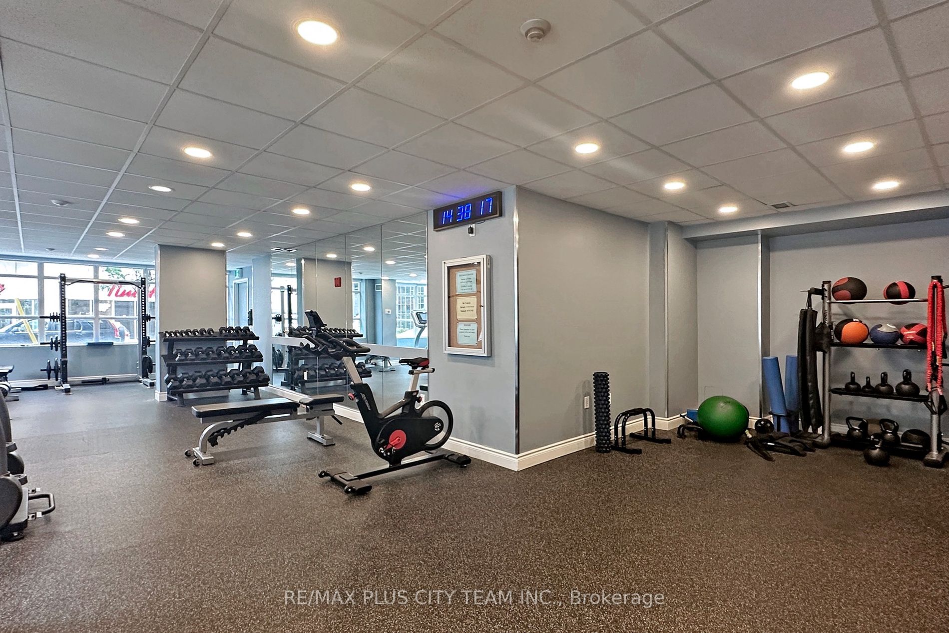 311 Richmond St E, #301