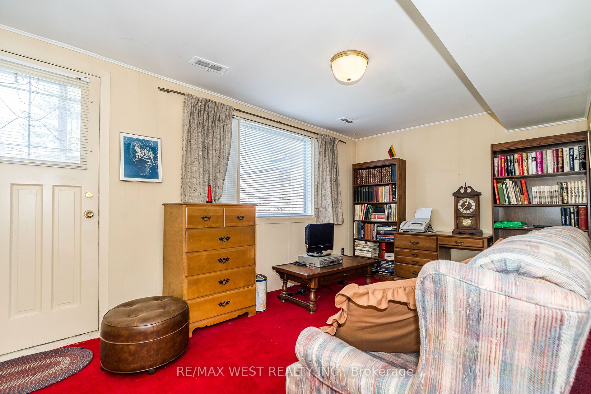 14 Whitelock Cres