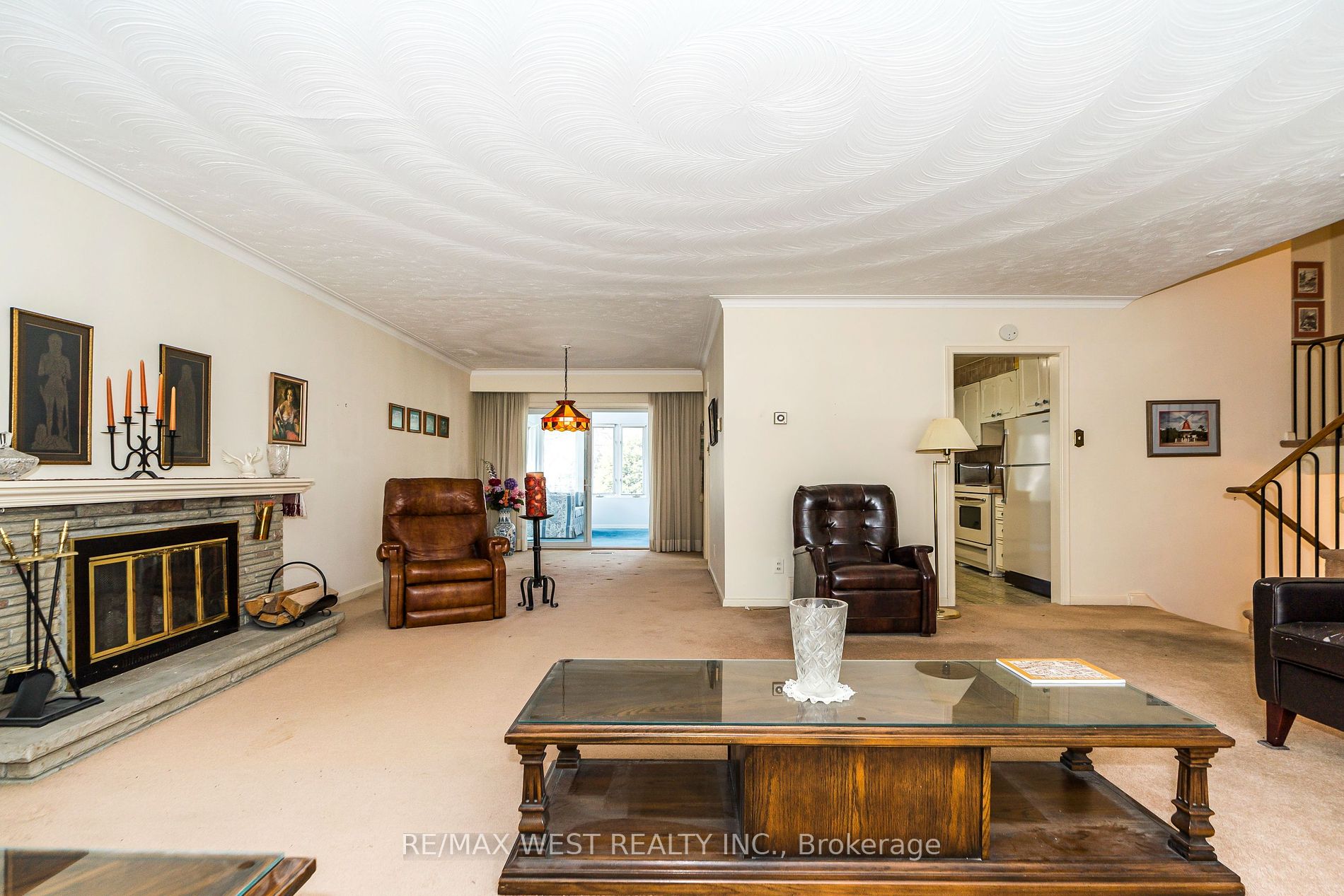 14 Whitelock Cres