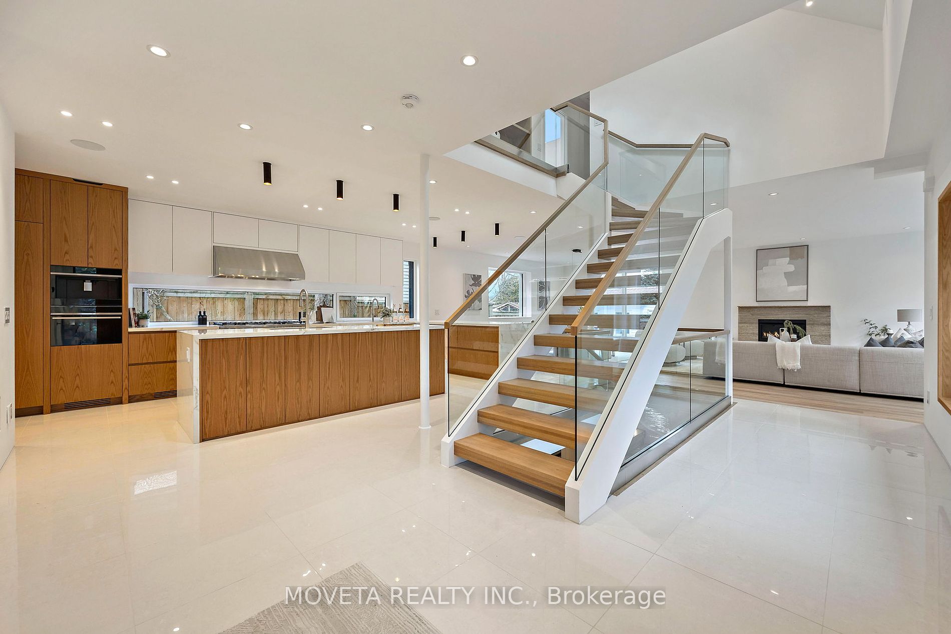 2 Addison Crescent