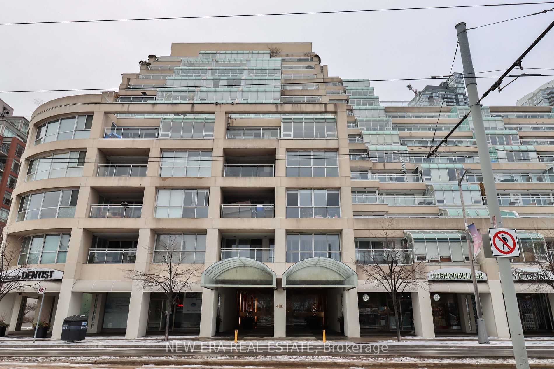 460 Queens Quay W, #404E