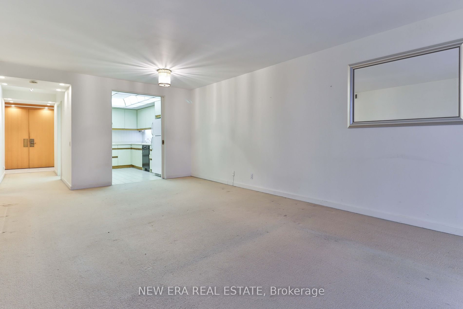 460 Queens Quay W, #404E