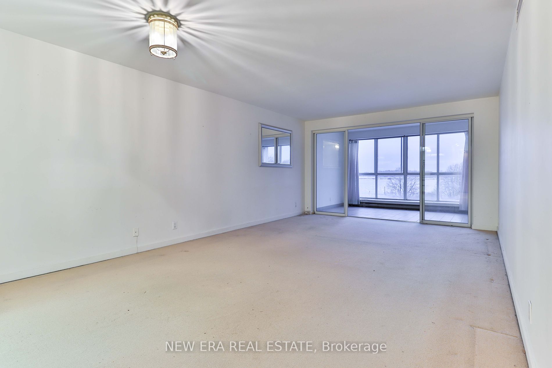 460 Queens Quay W, #404E