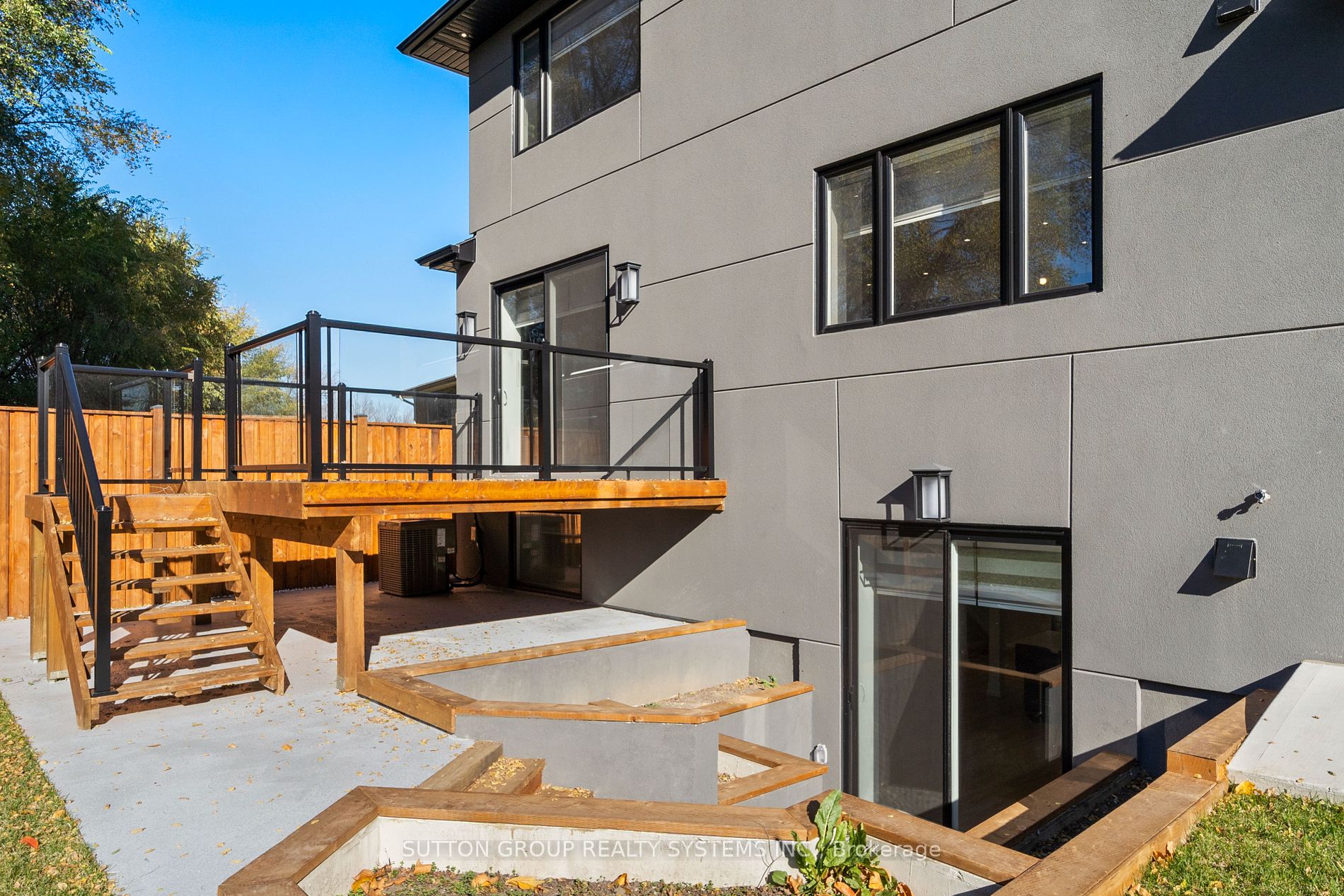 10 Purdon Dr