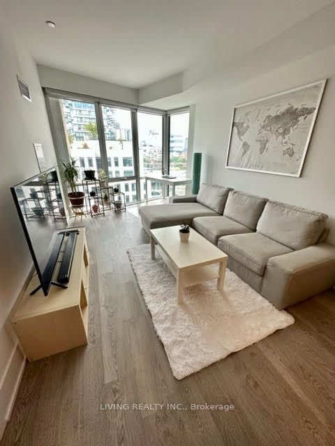 15 Merchant's Wharf, #1043