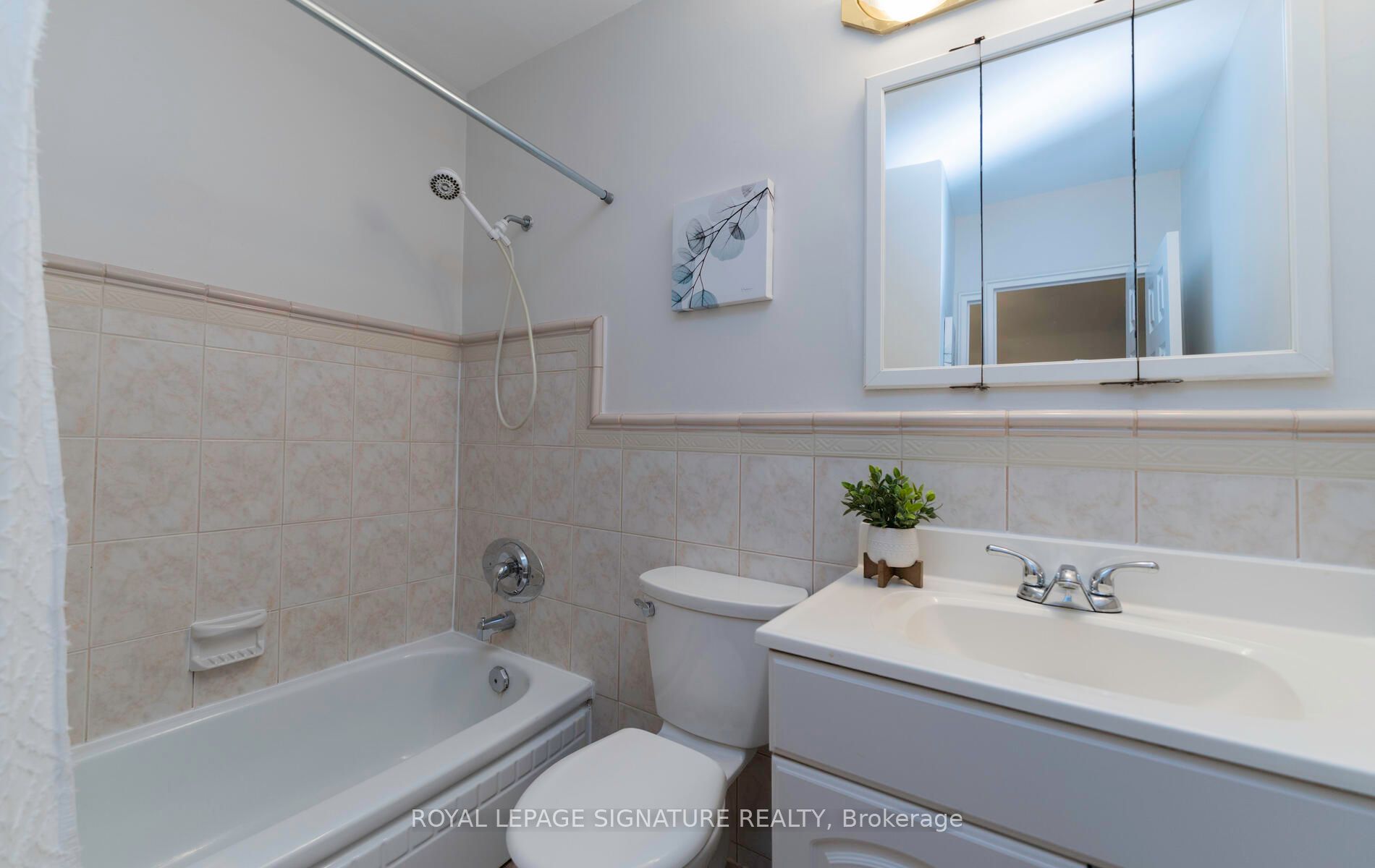 1901 Bayview Avenue #106