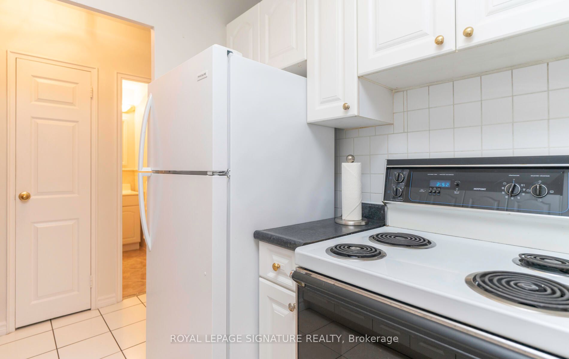 1901 Bayview Avenue #106