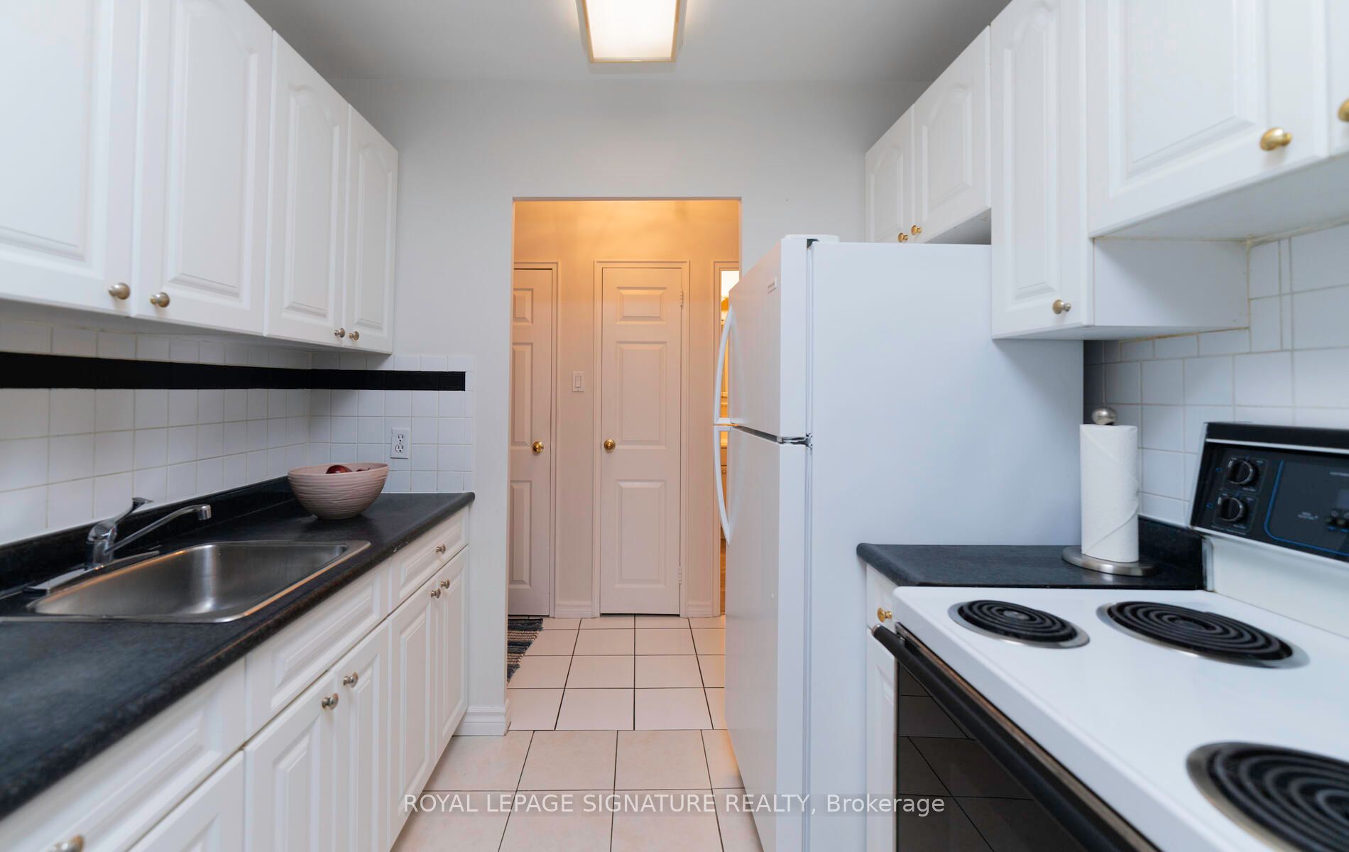 1901 Bayview Avenue #106