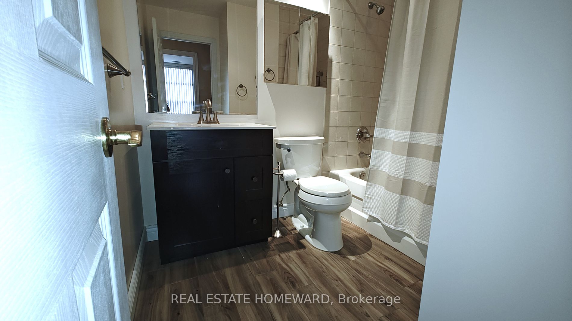 1 Leaside Park Dr, #417