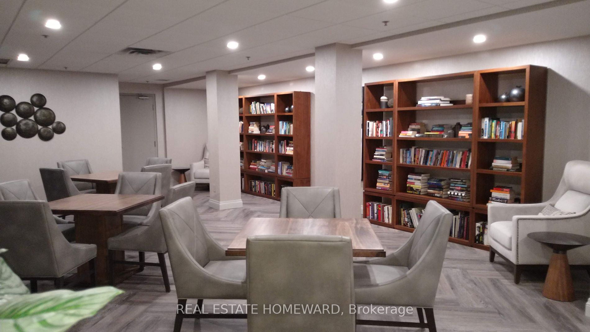 1 Leaside Park Dr, #417