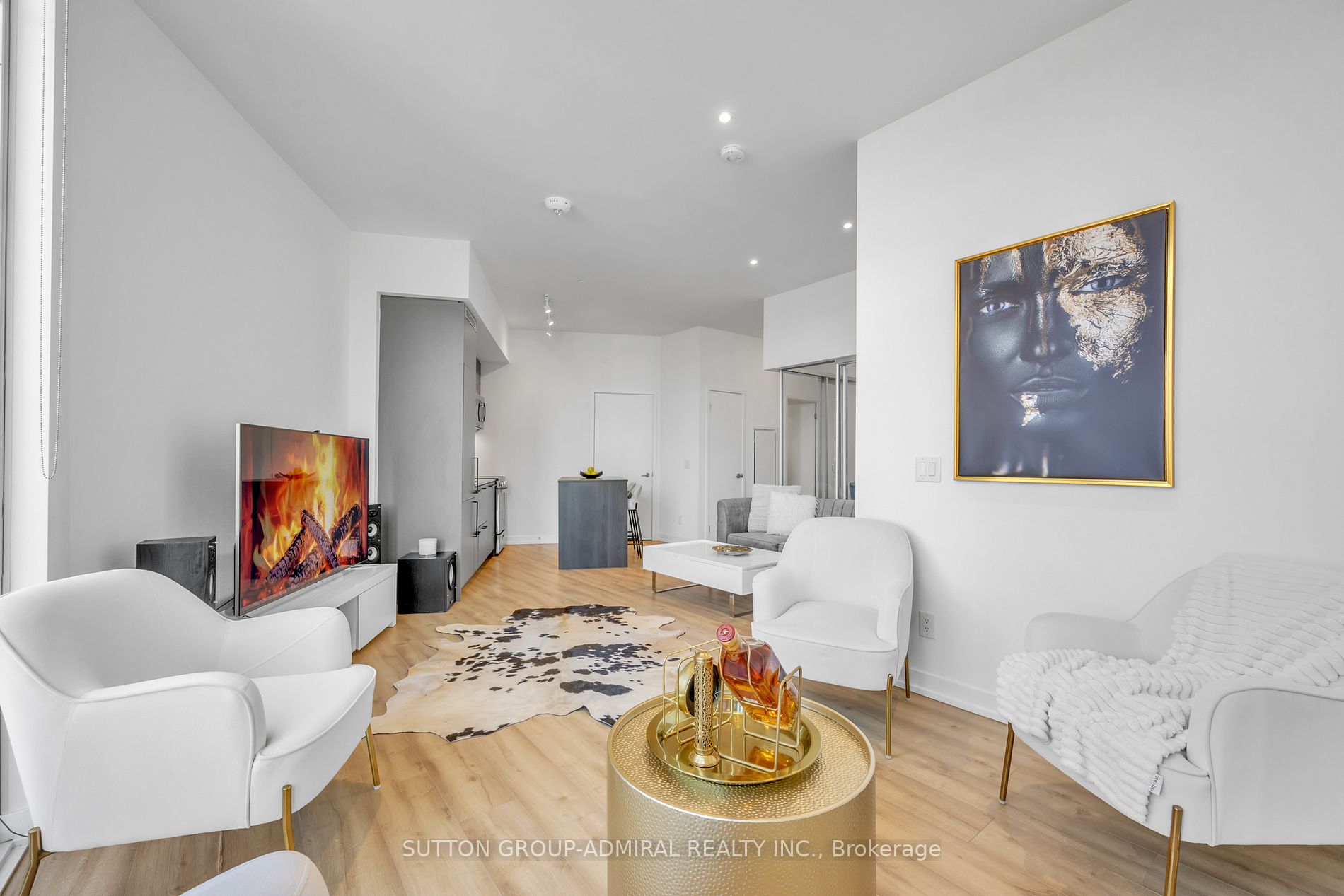 135 East Liberty St, #705