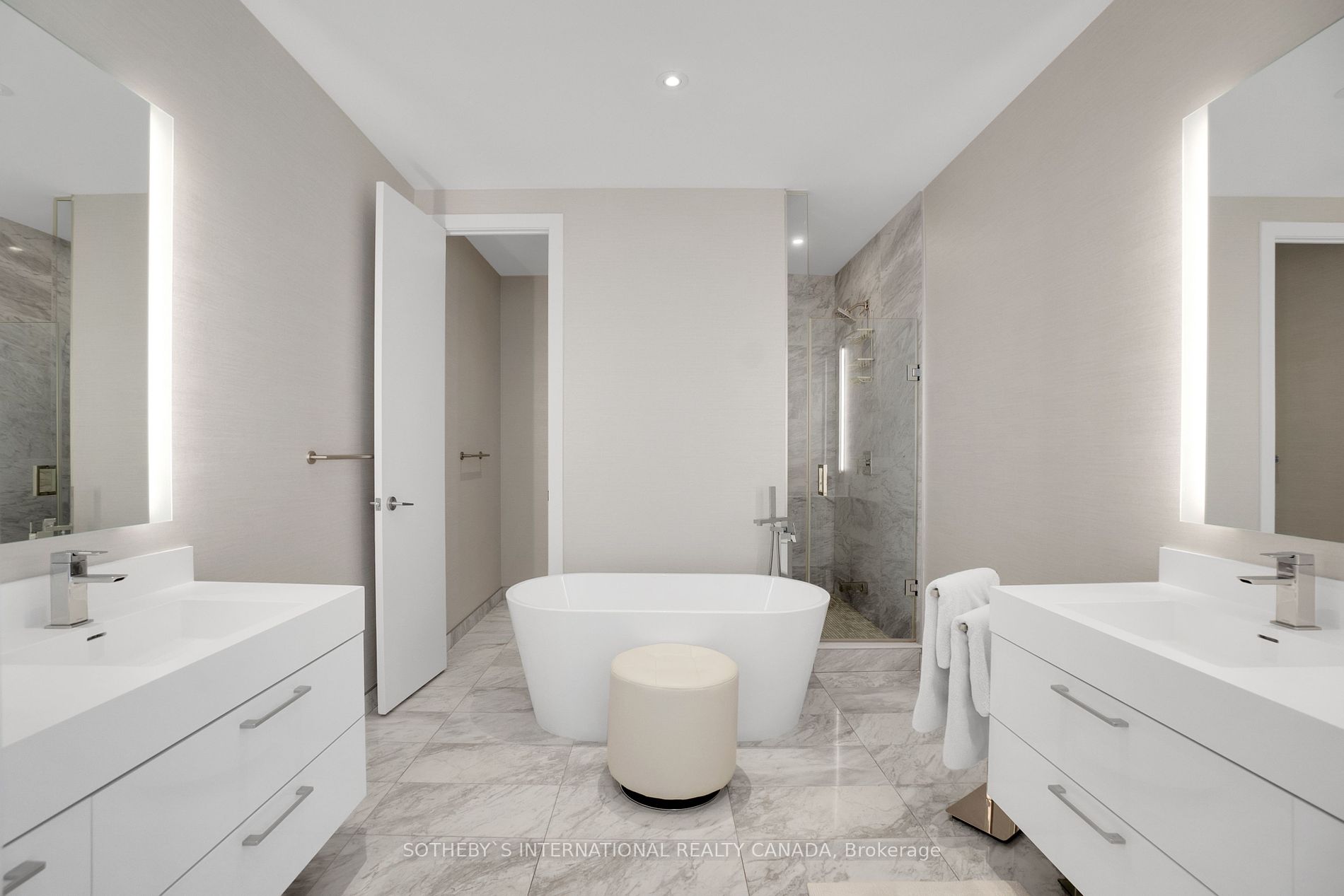 1 Yorkville Ave, #5405