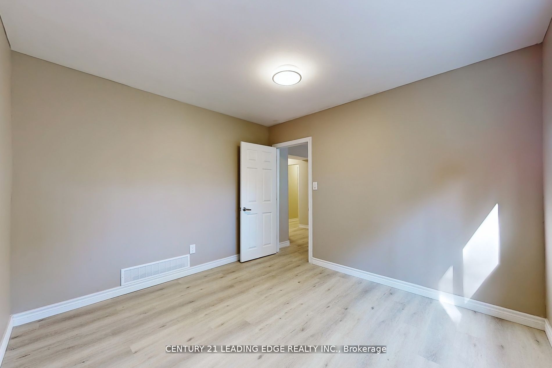 1041 Lillian Street