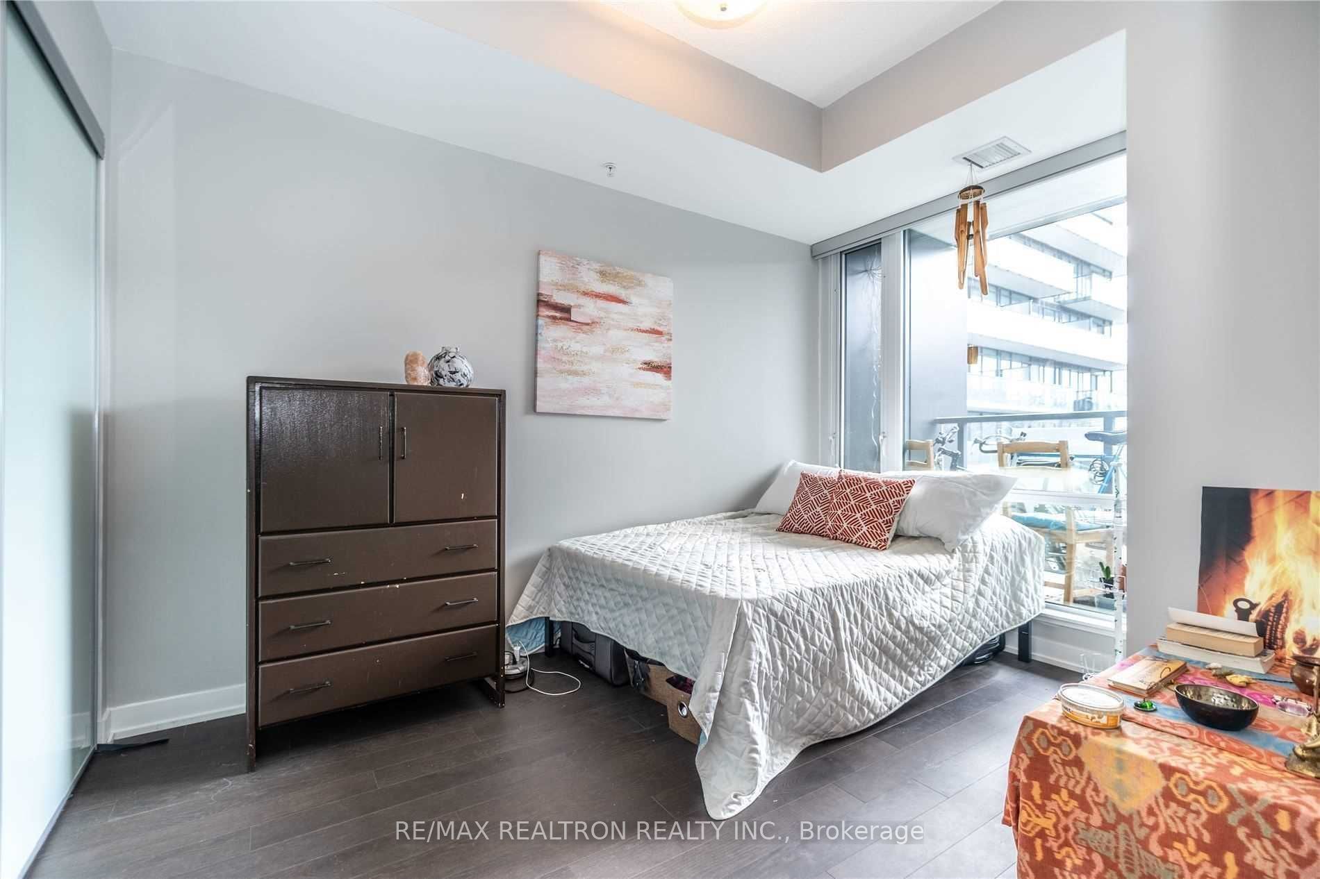 455 Front St E, #S301