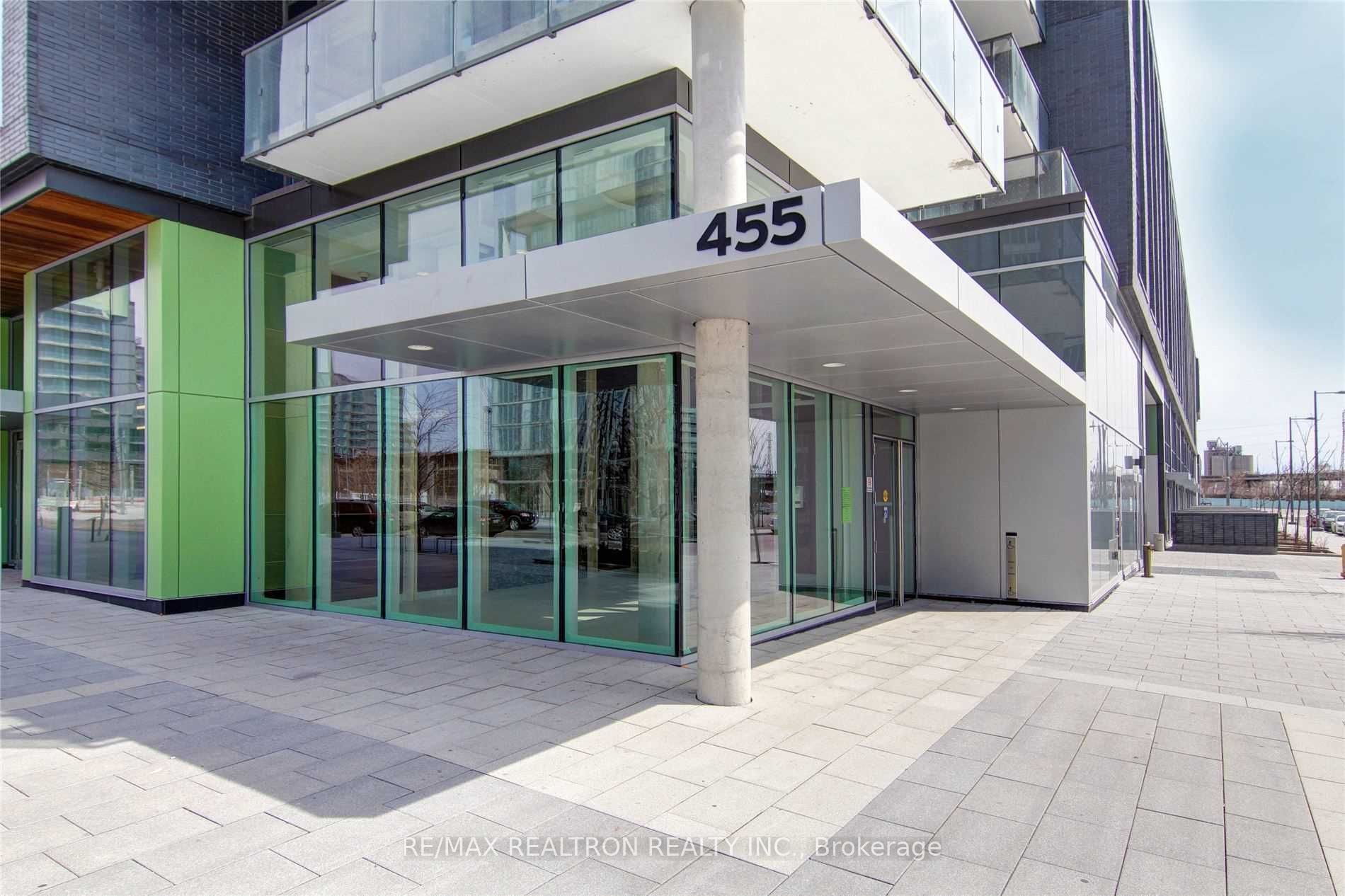 455 Front St E, #S301