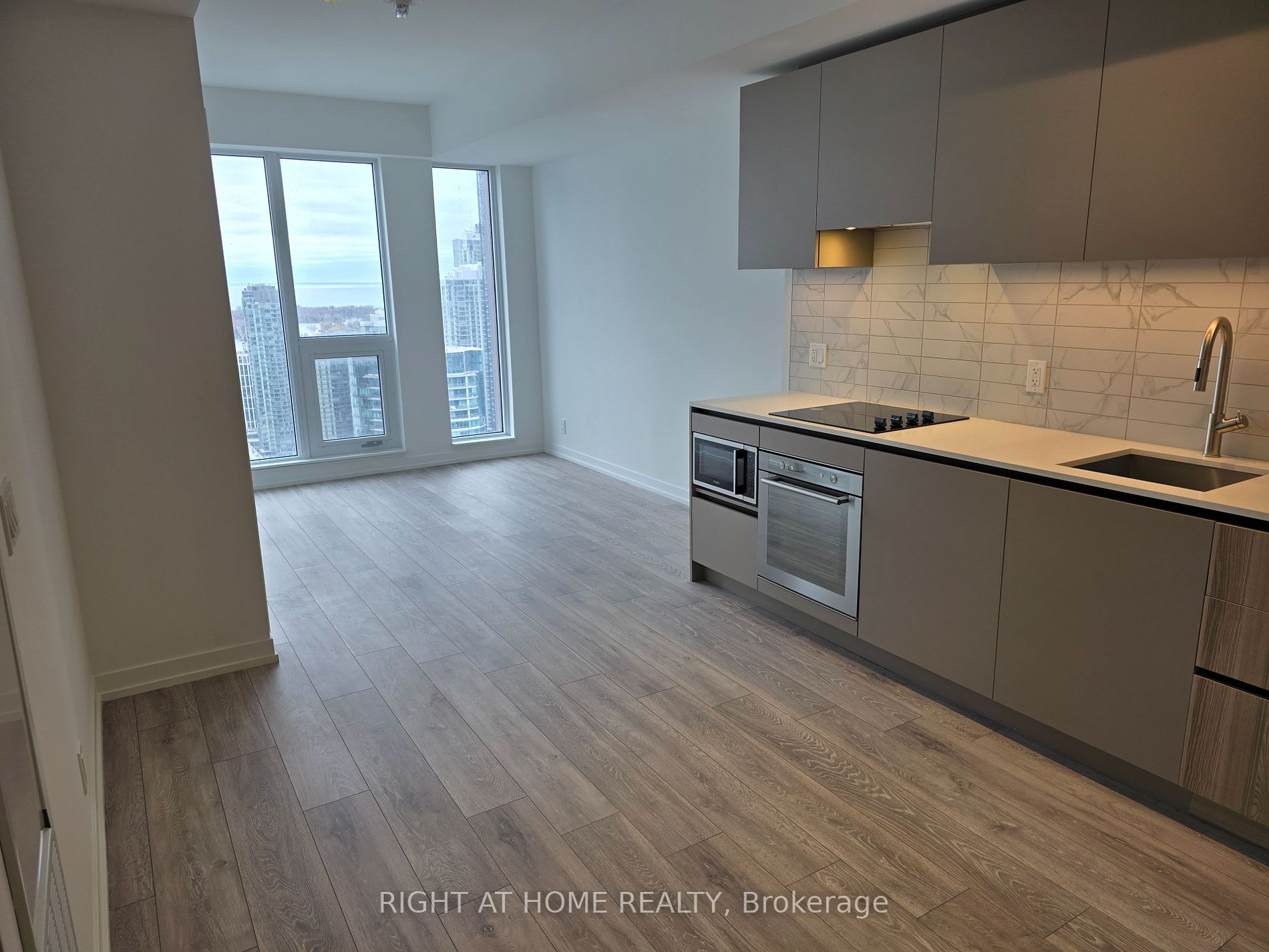 55 Mercer Street, #4112