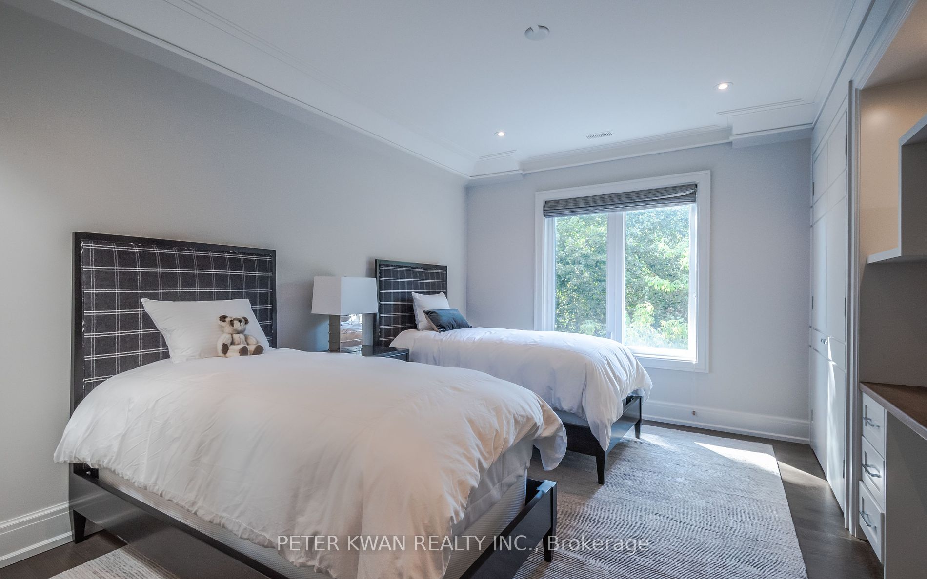 27 Whittaker Crescent