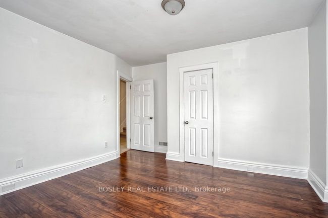 282 Ossington Ave