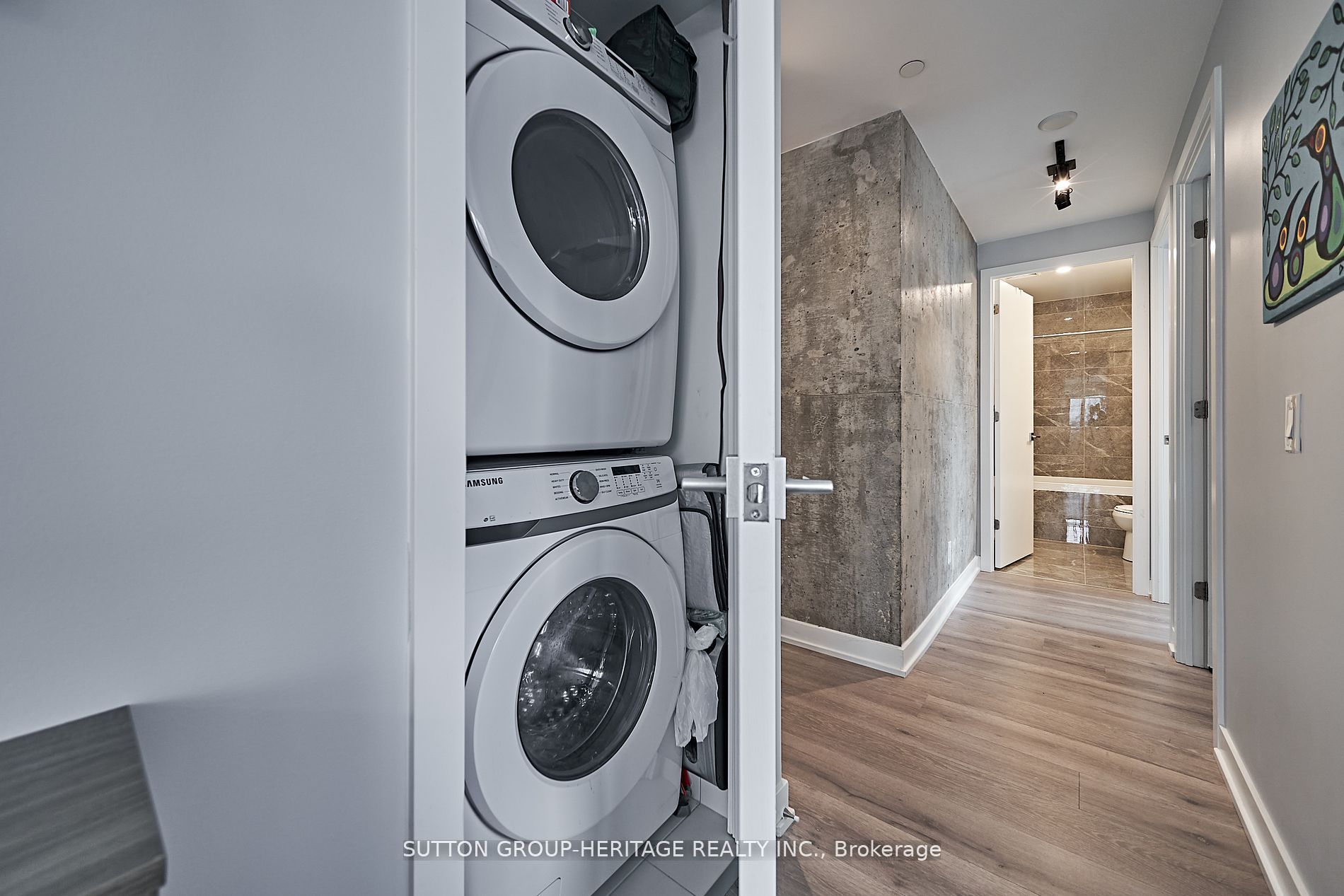 55 Ontario St, #1708