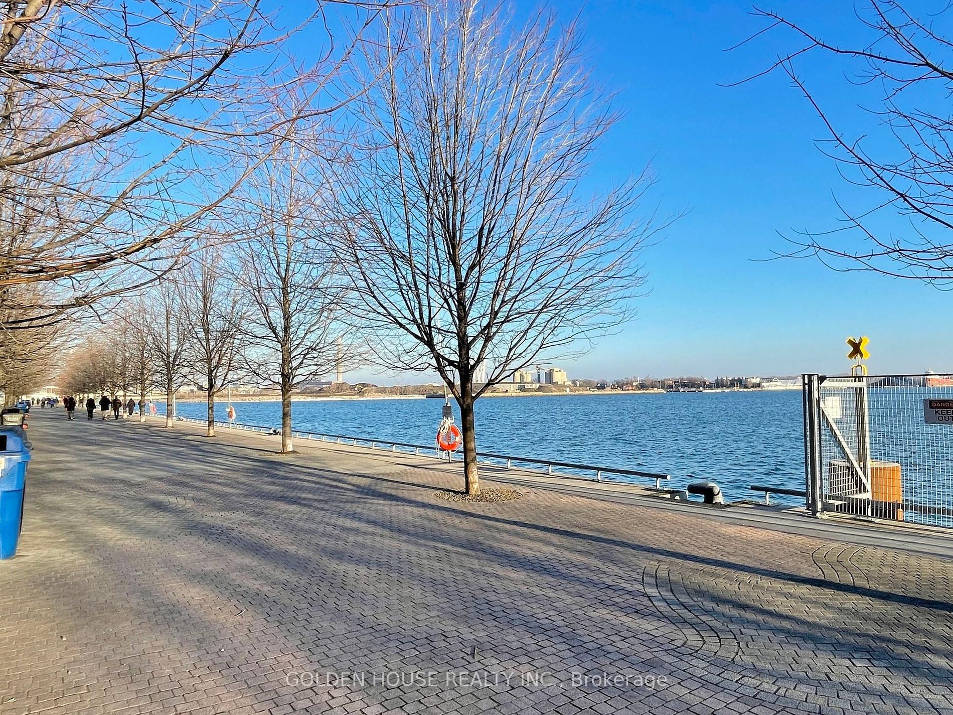 55 Merchants' Wharf, #1023