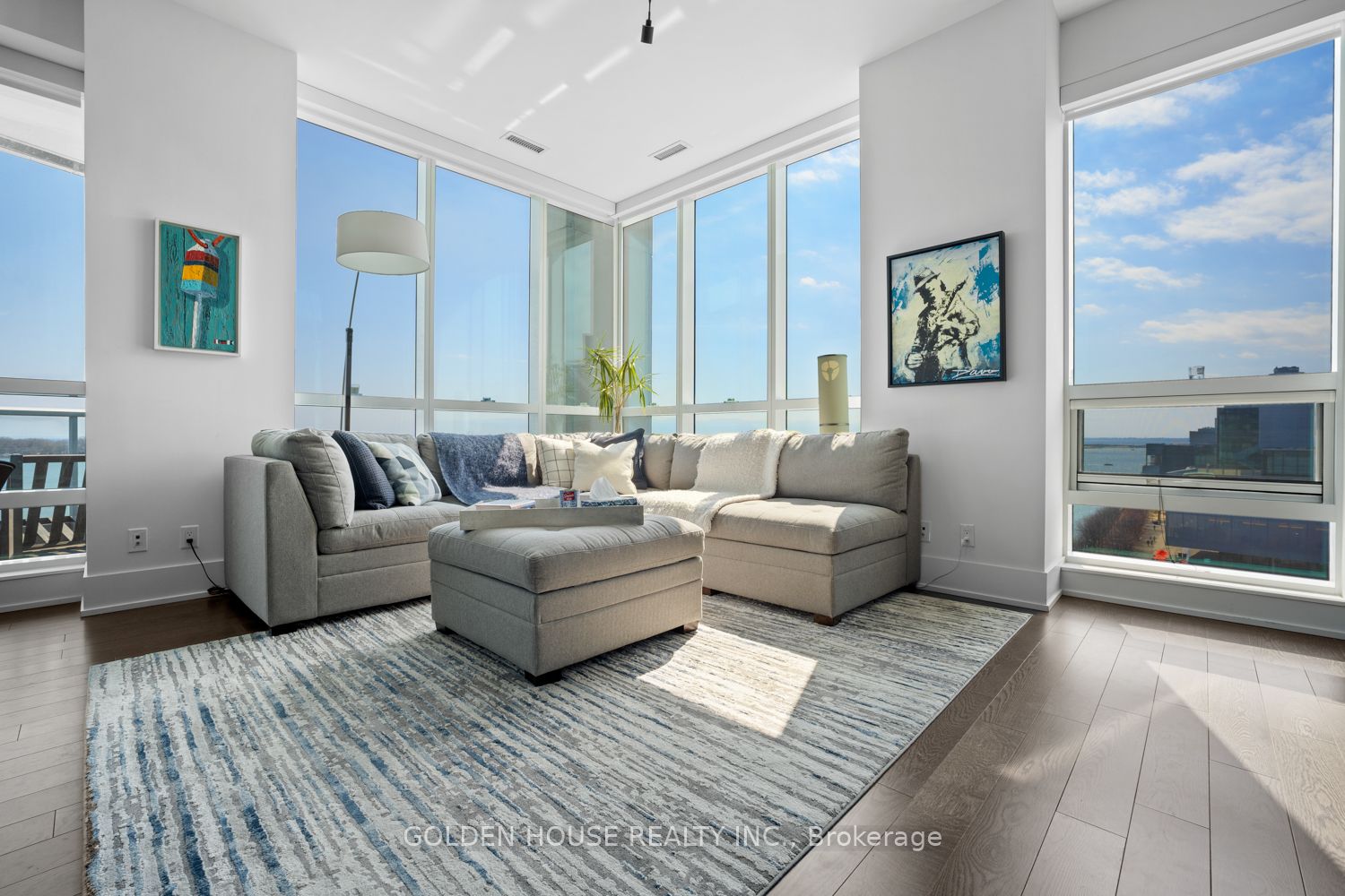 55 Merchants' Wharf, #1023