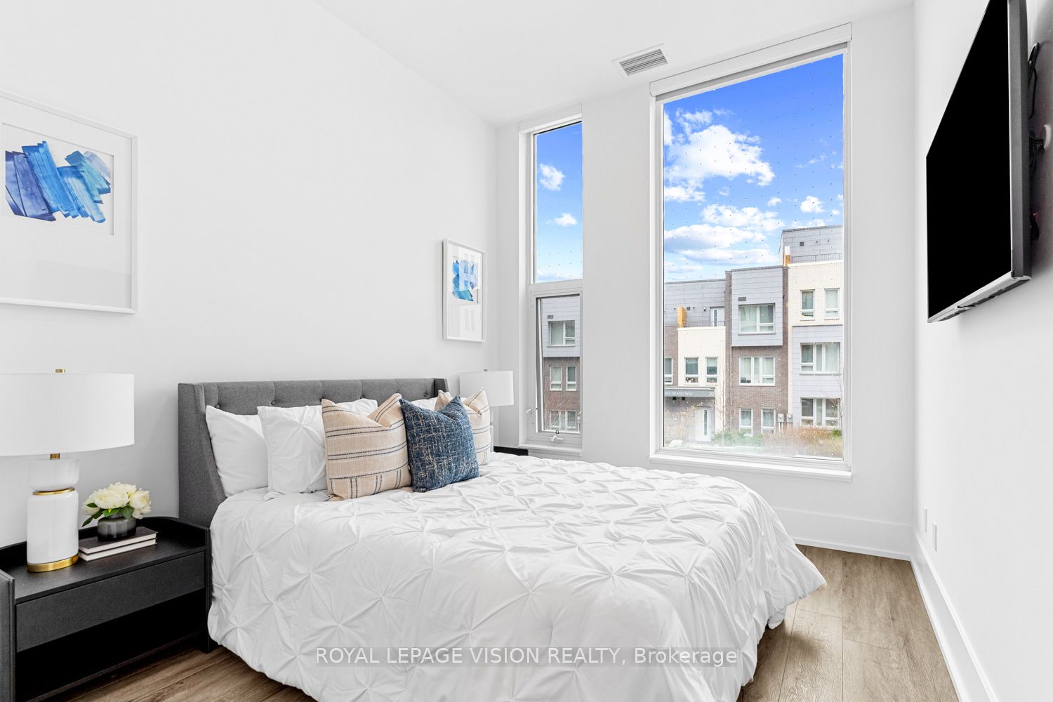 25 Adra Grado Way, #112
