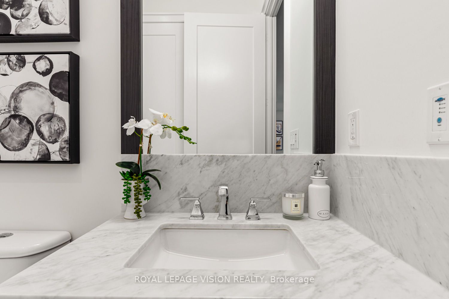 25 Adra Grado Way, #112