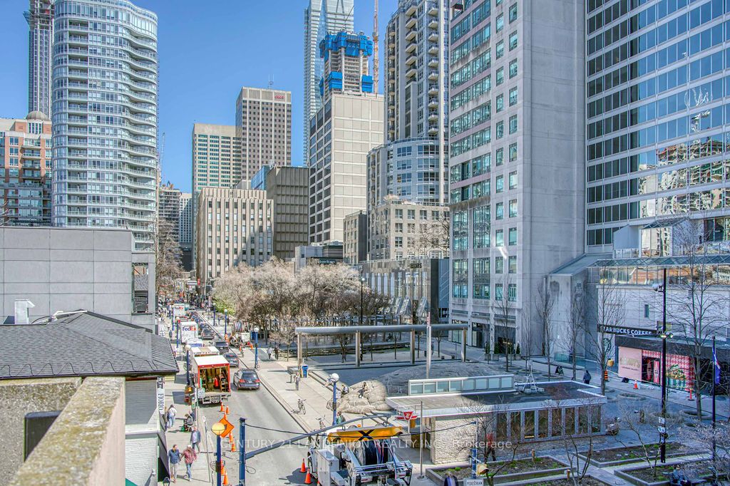 102 Bloor Street W, #203