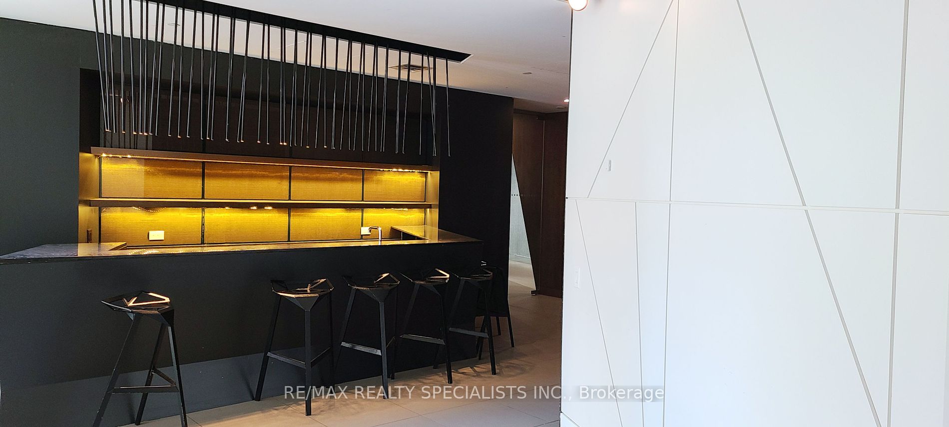 75 Queens Wharf Rd, #707