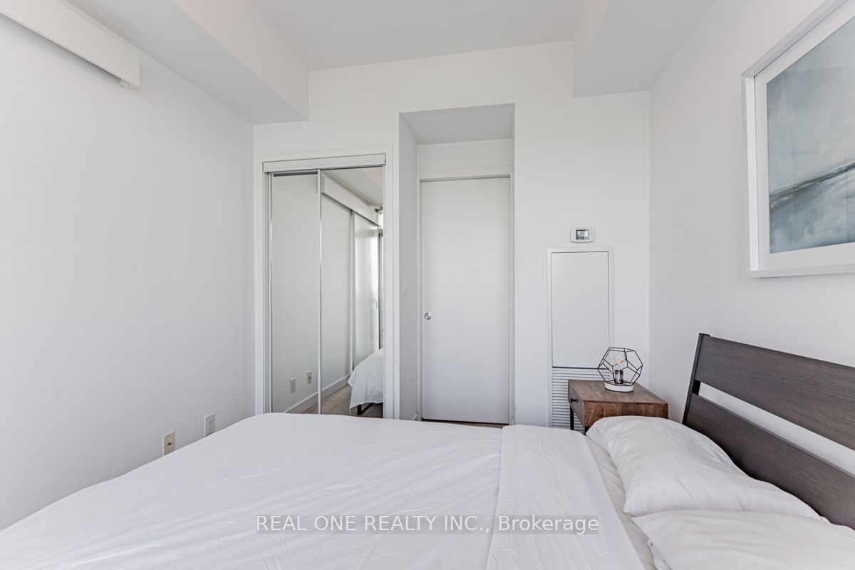 12 York St, #4710