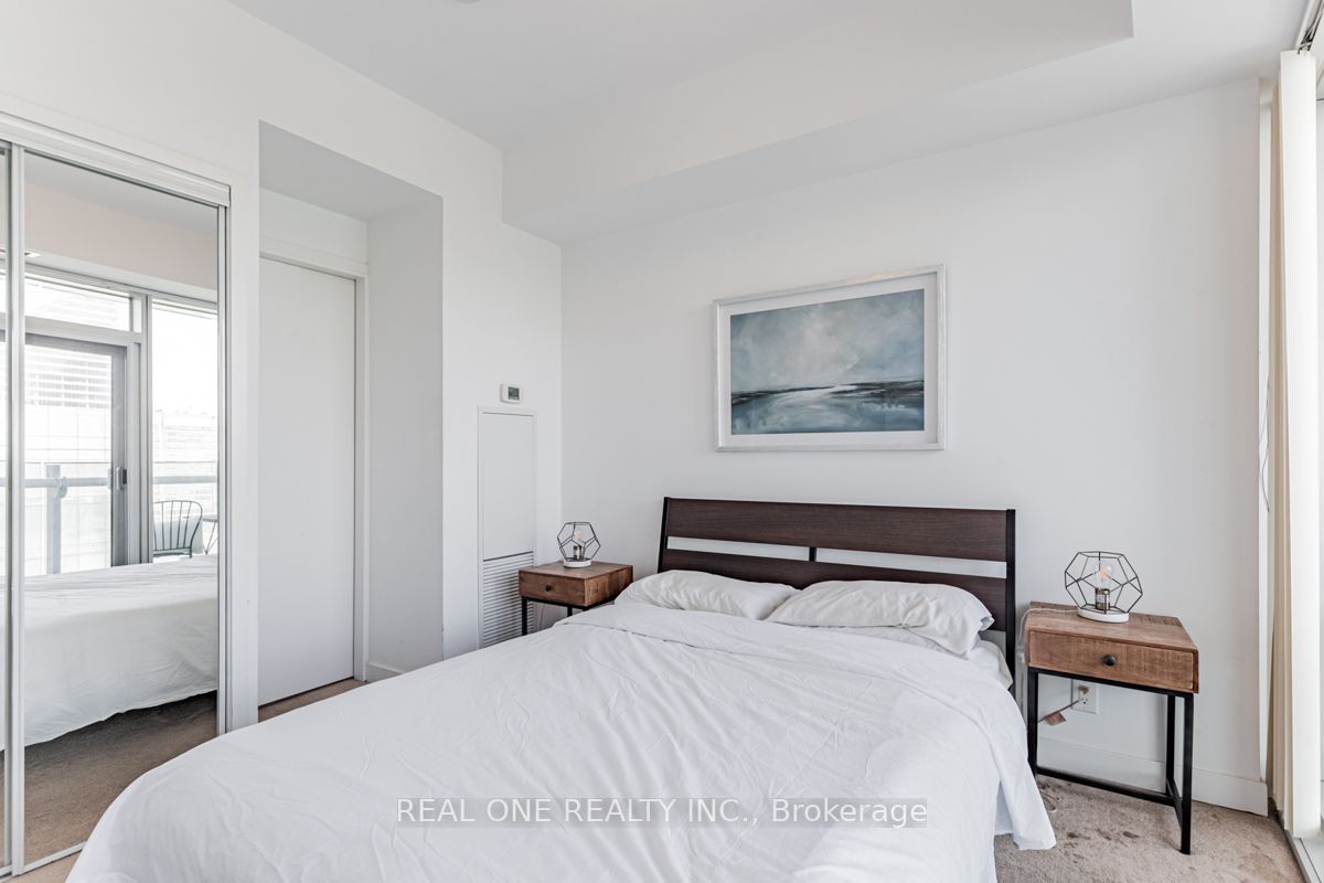 12 York St, #4710