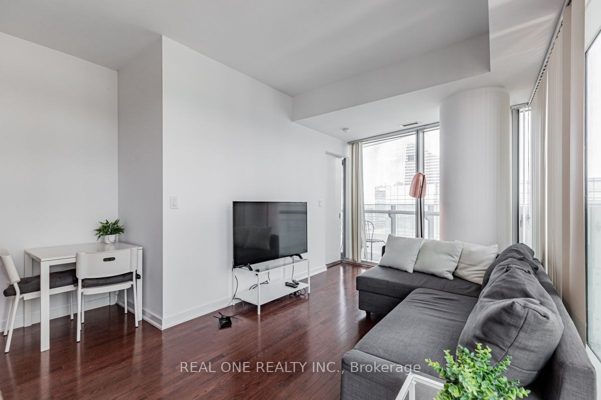 12 York St, #4710