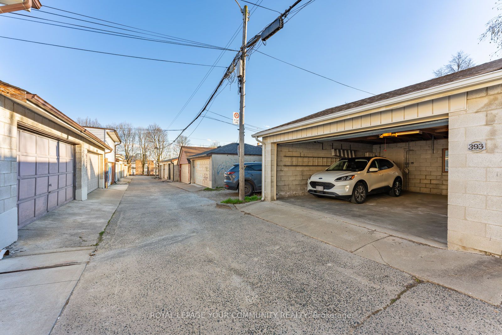 393 Ossington Avenue